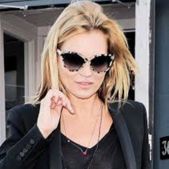 Stella McCartney Accessories - Stella McCartney Rounded Cat Eye Sunglasses